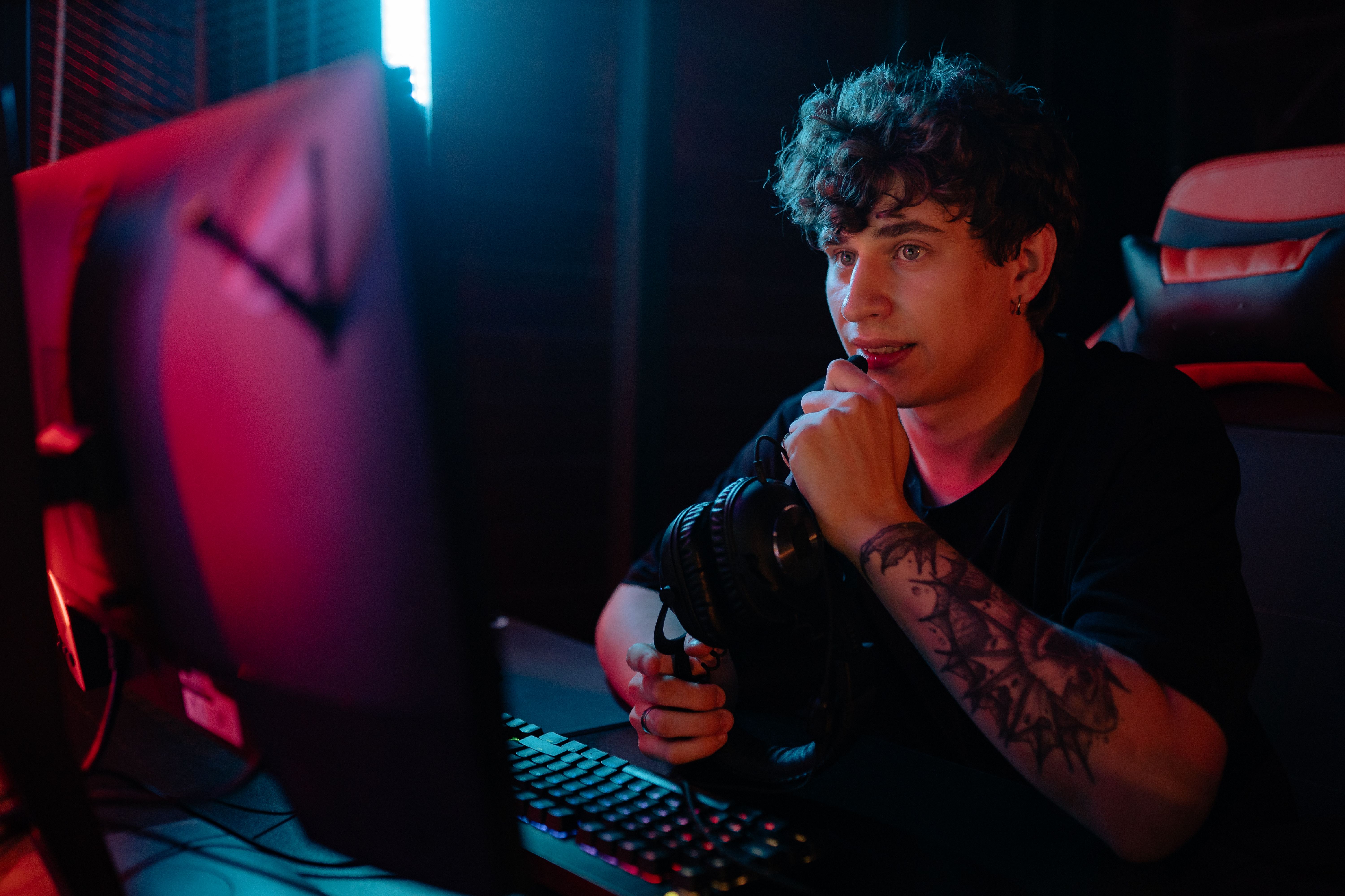 Gamer die streamt op Twitch. Gamer die streamt op Twitch.