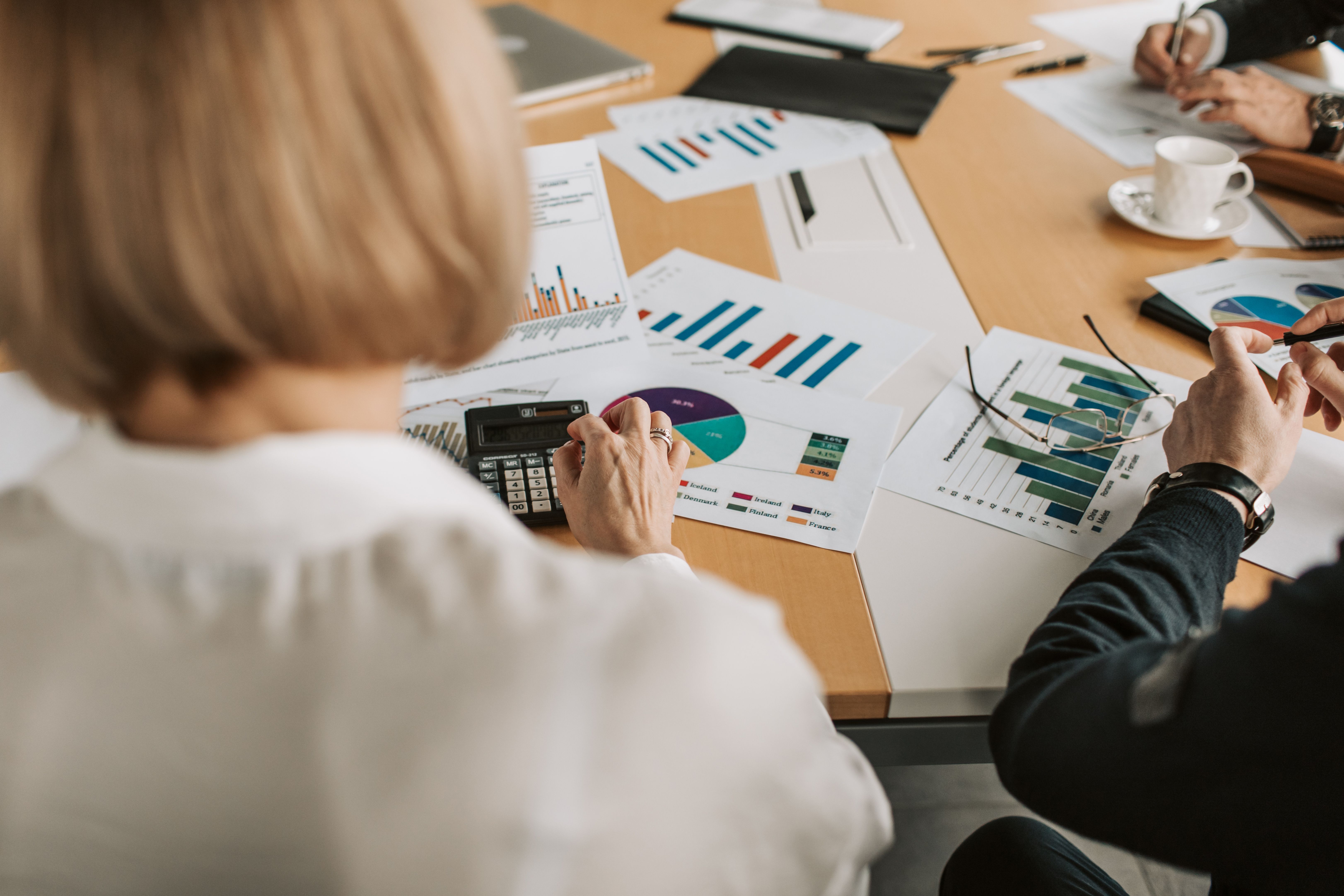 Financiële meeting van een bedrijf. Financiële meeting van een bedrijf.
