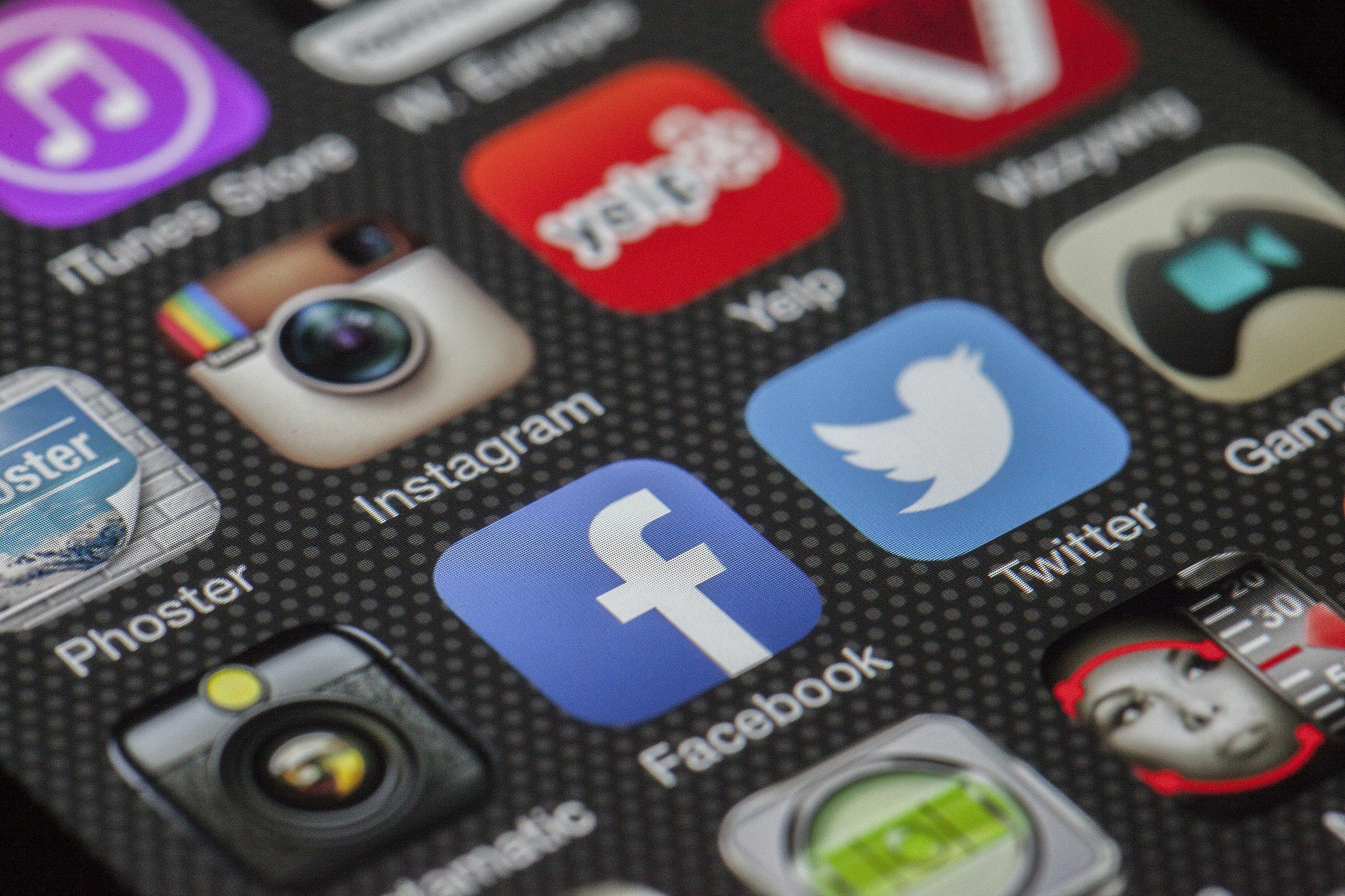 Alle sociale media op Eriks GSM. Alle sociale media op Eriks GSM.